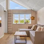 Mikka - 450m From The Sea By Interhome Lakolk