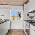 Mikka - 450m From The Sea By Interhome
