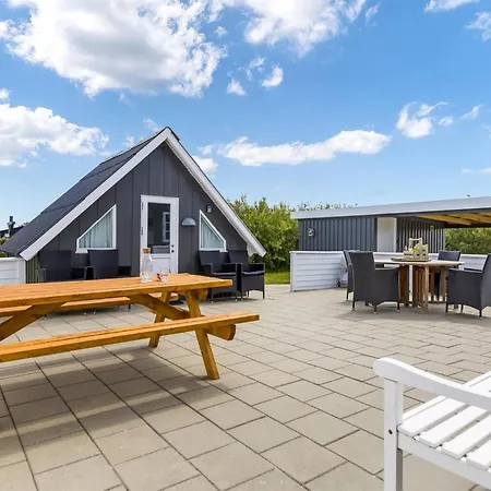 Ferienhaus Mikka - 450m From The Sea By Interhome