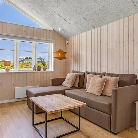 Mikka - 450m From The Sea By Interhome *