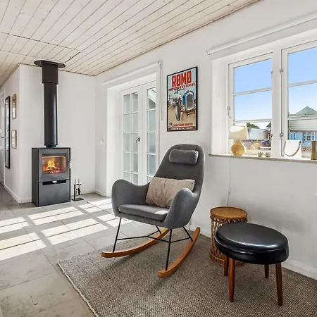 Mikka - 450m From The Sea By Interhome بيت للعطل Lakolk