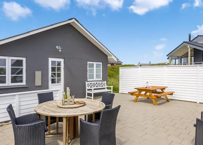 Mikka - 450m From The Sea By Interhome Feriehus Lakolk