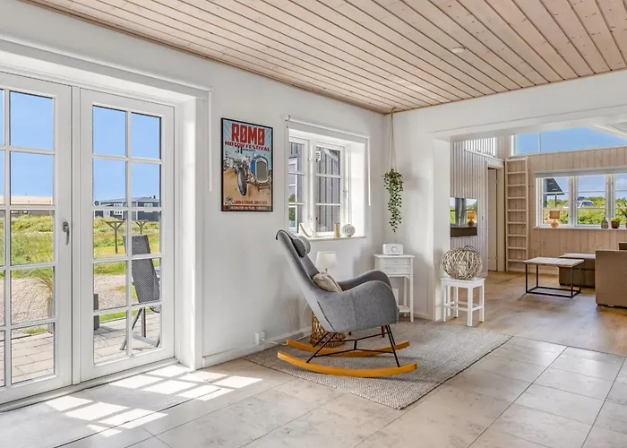 Mikka - 450m From The Sea By Interhome *